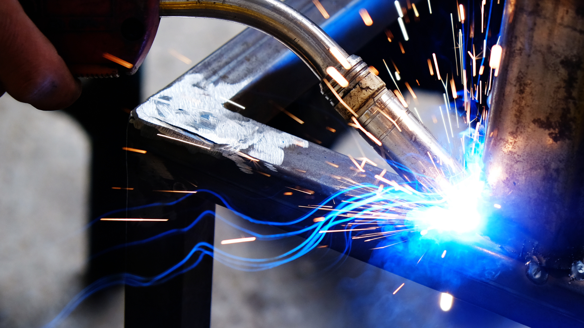 SRN Fabrication — structural steelwork and beams project, Swindon